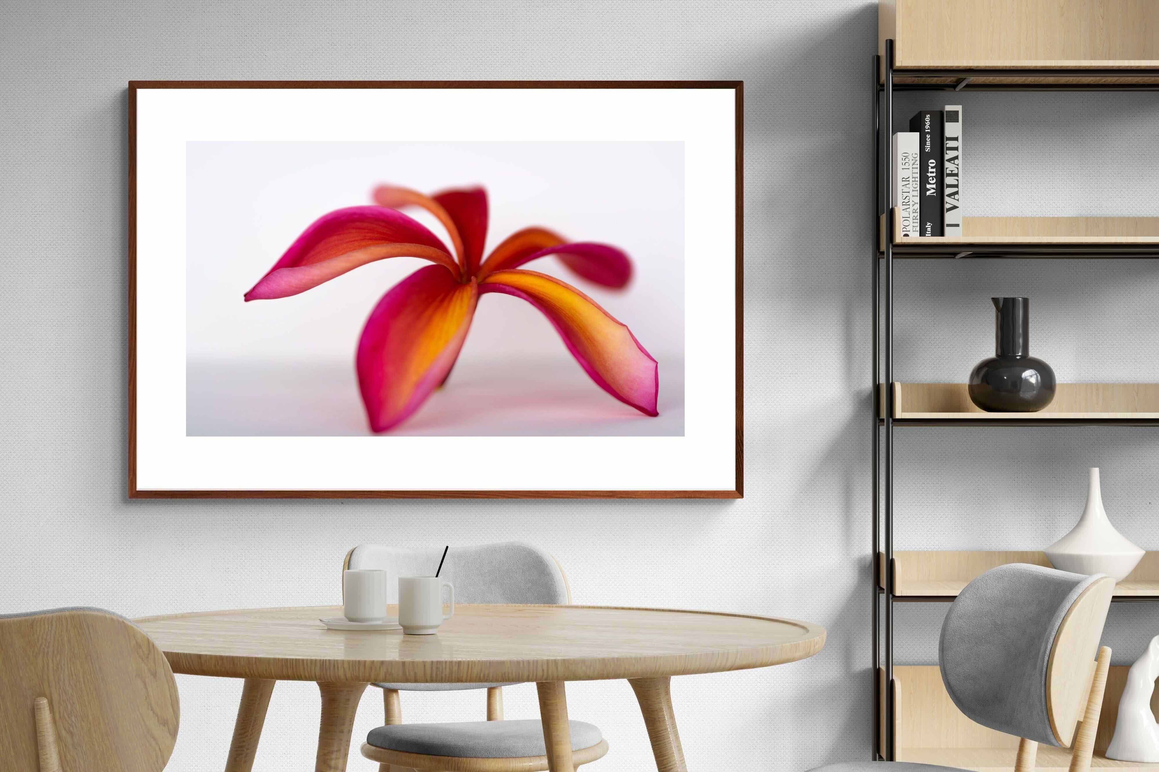 Pixalot ® Crimson Flora