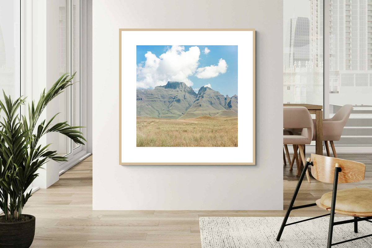 Pixalot ® Drakensberg Amphitheatre