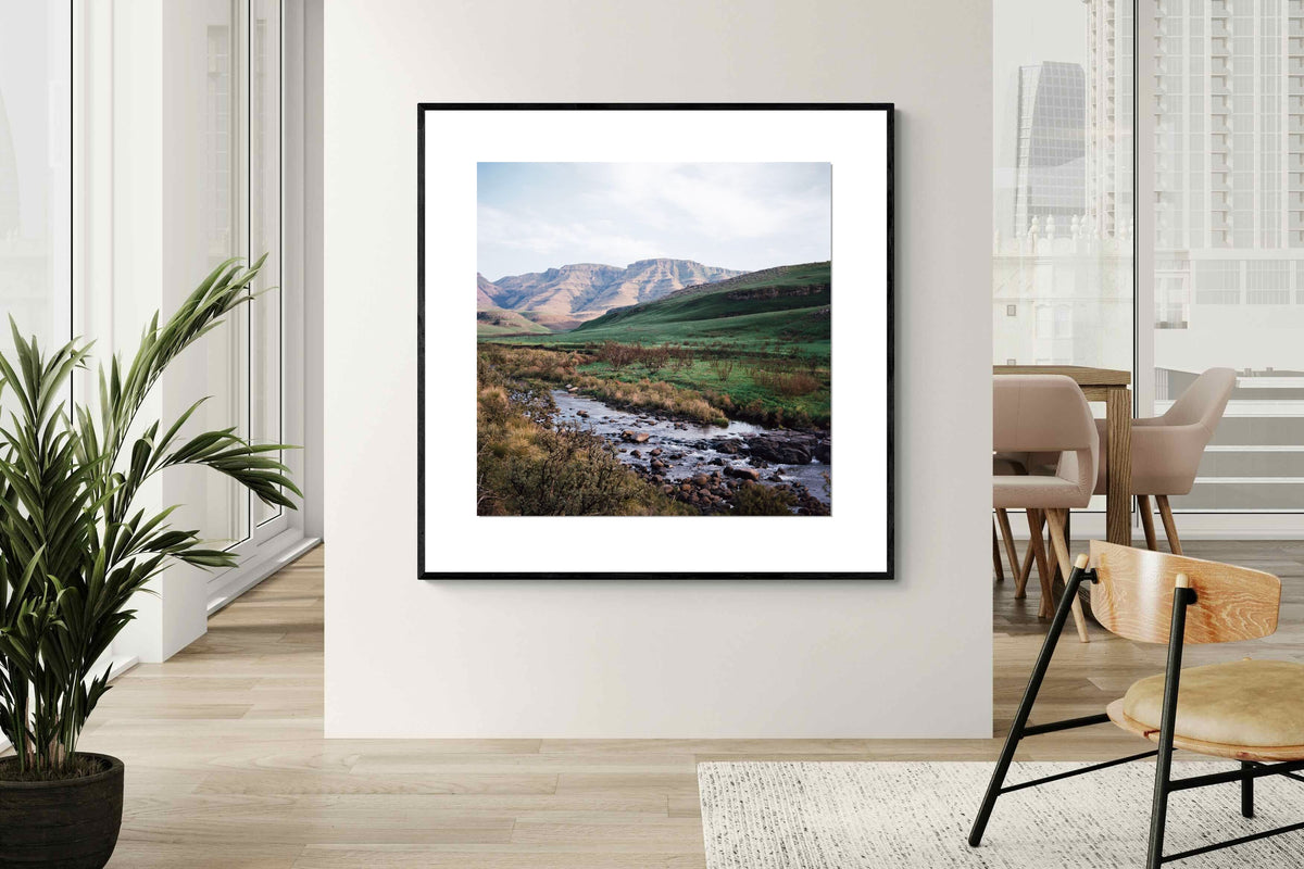 Pixalot ® Drakensberg Mountain River