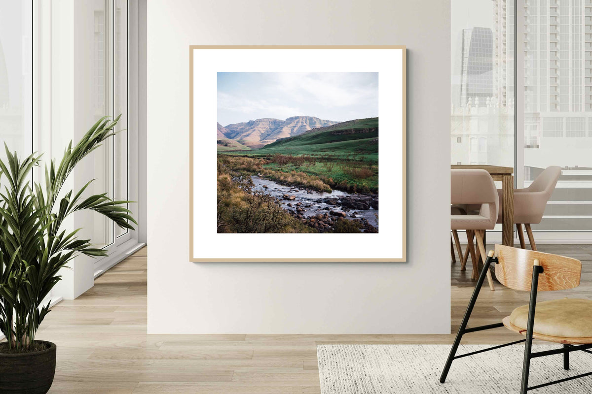 Pixalot ® Drakensberg Mountain River