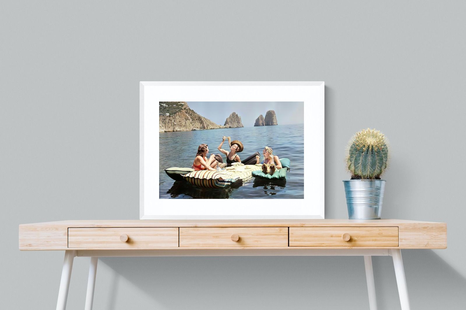 Pixalot Eating Pasta