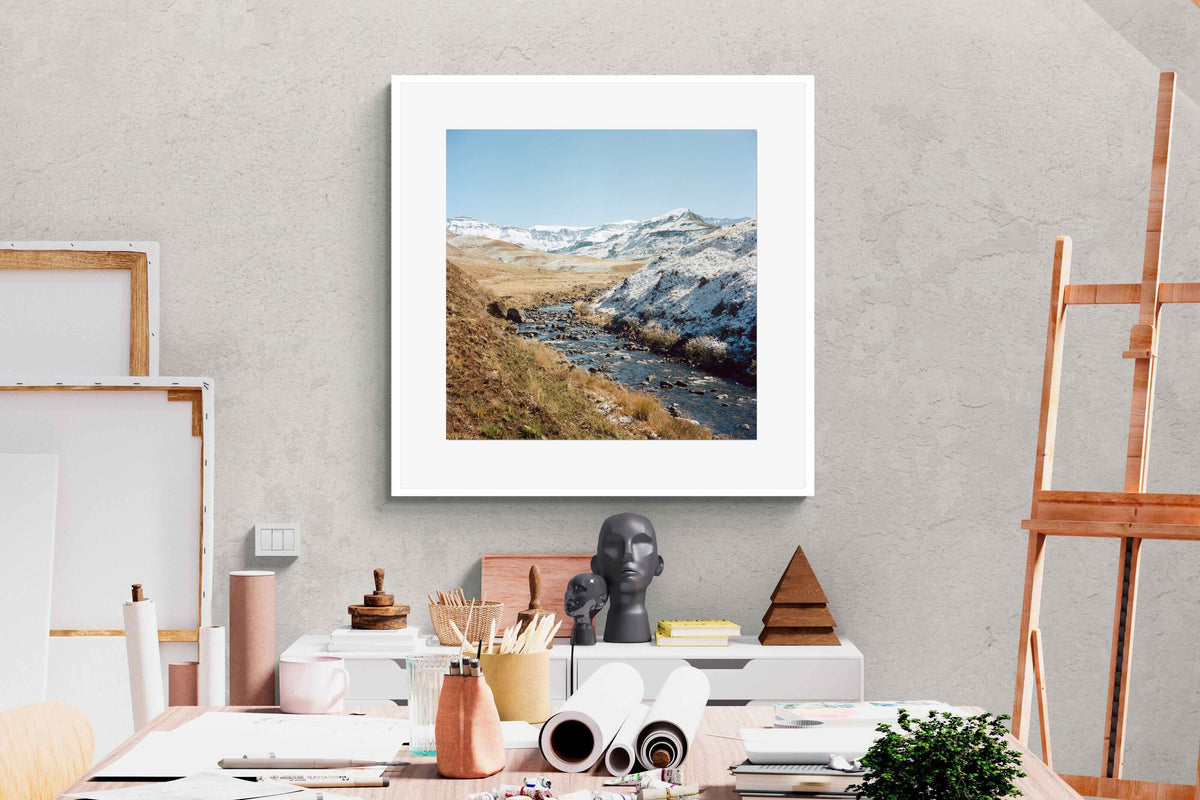 Pixalot ® Snowy Mountain River Valley