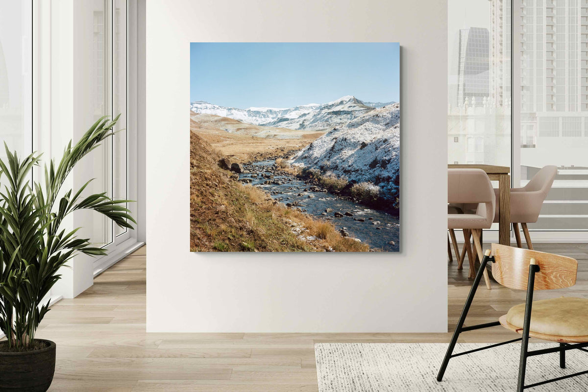 Pixalot ® Snowy Mountain River Valley