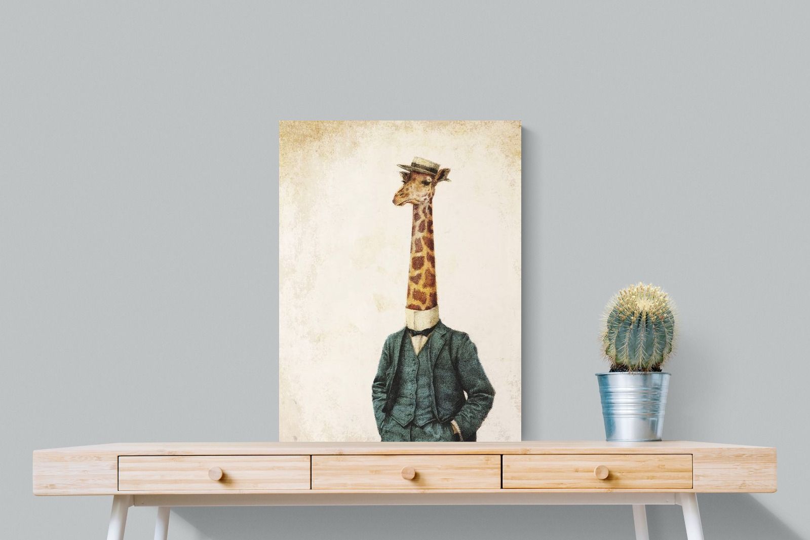 Pixalot Suited Giraffe