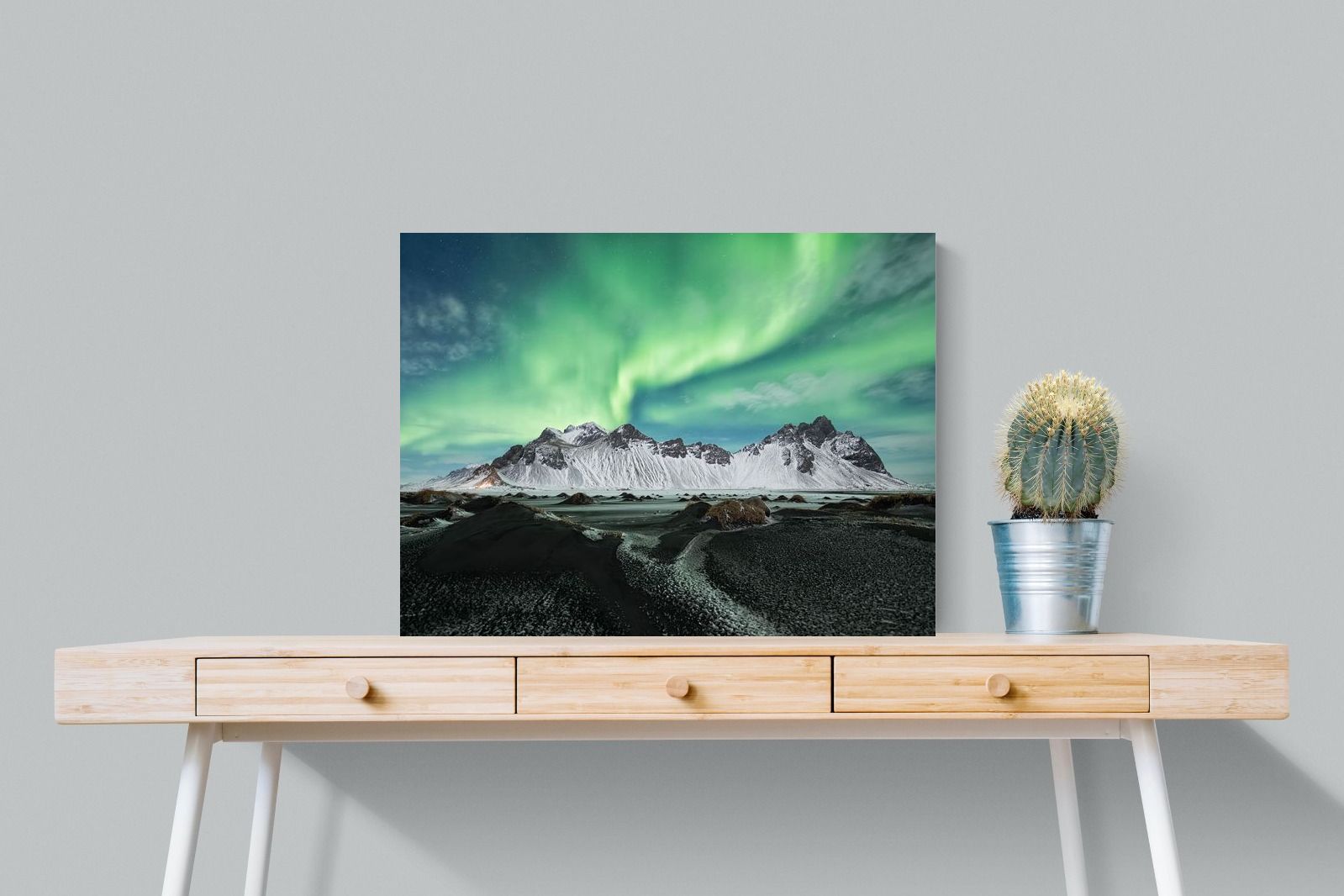 Pixalot Aurora Over Ice