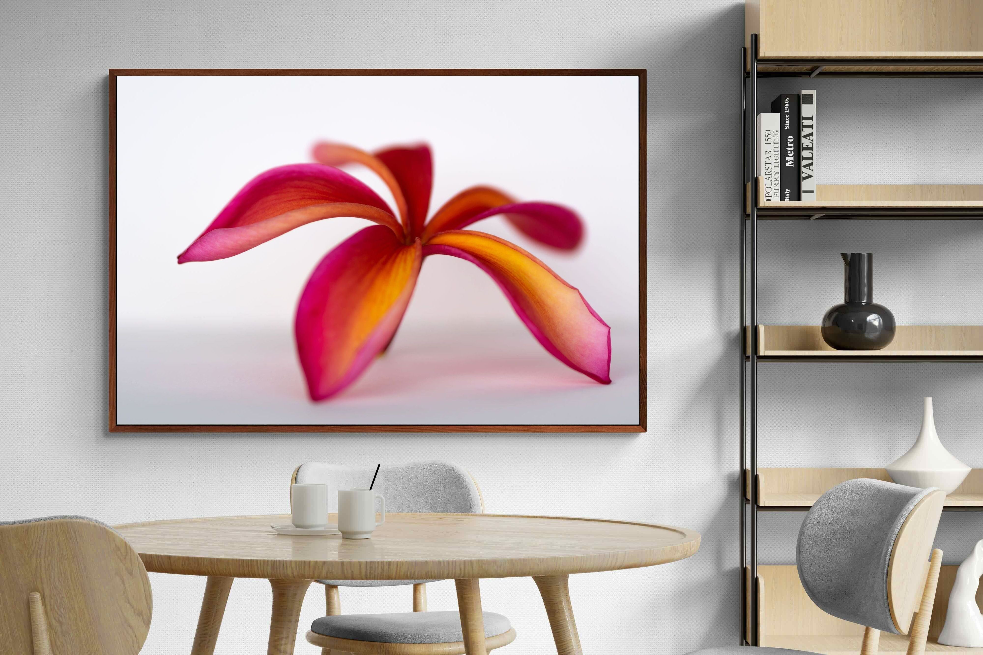 Pixalot ® Crimson Flora
