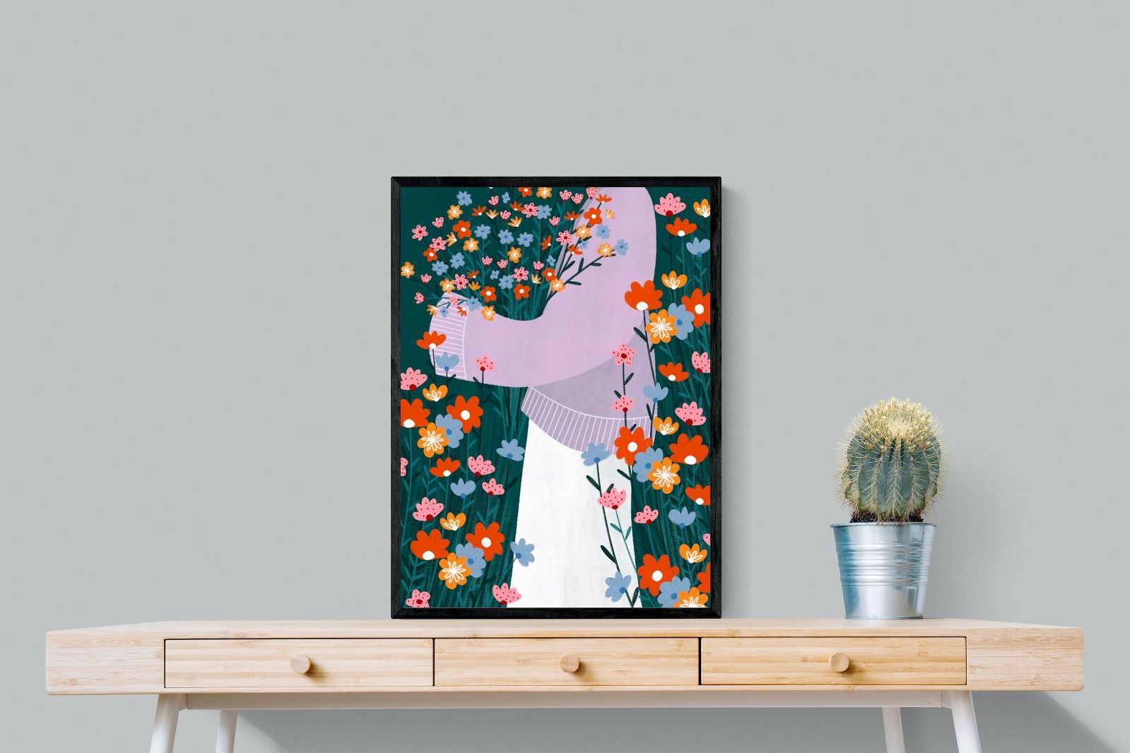 Pixalot ® Holding Flowers