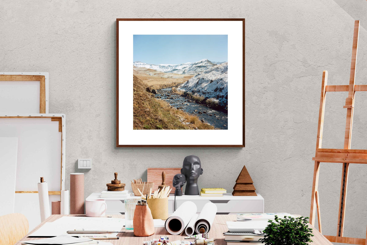 Pixalot ® Snowy Mountain River Valley