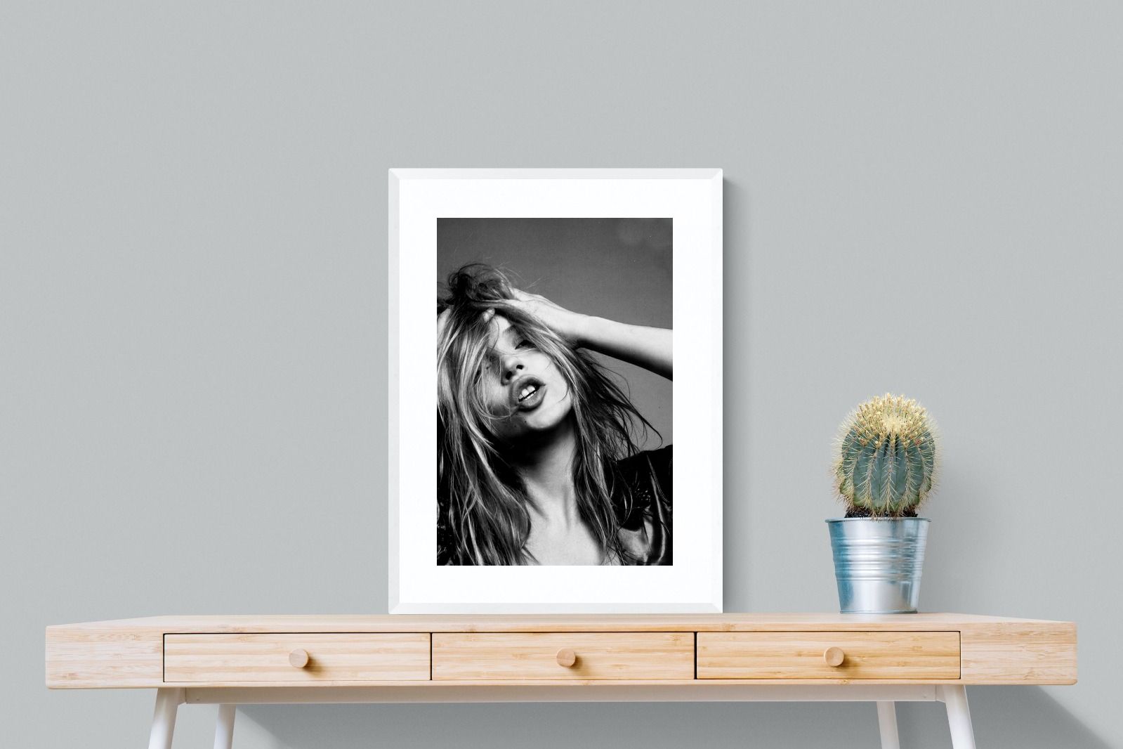 Pixalot Tousled Pout - Kate Moss