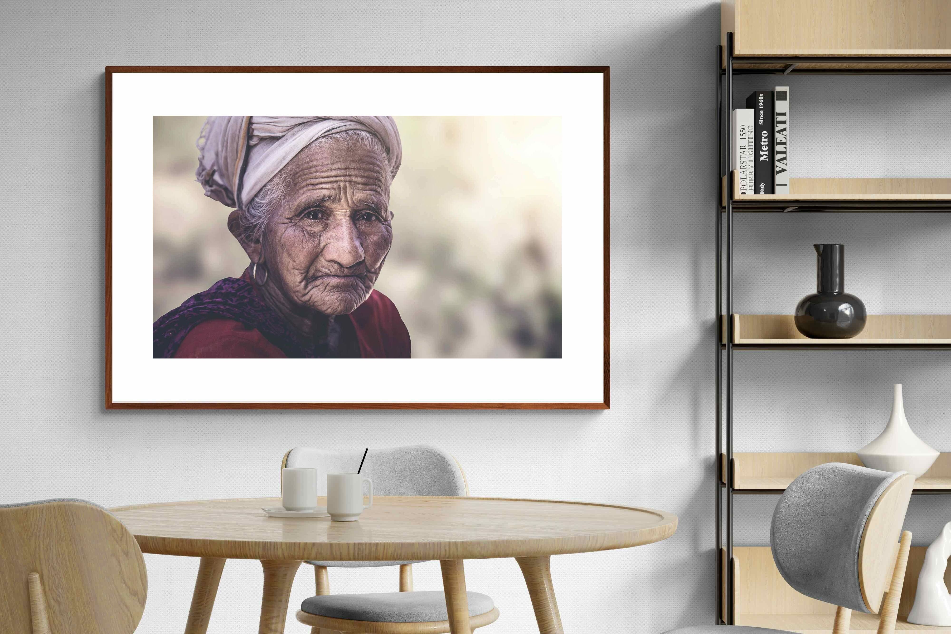 Pixalot ® Wise Old Lady