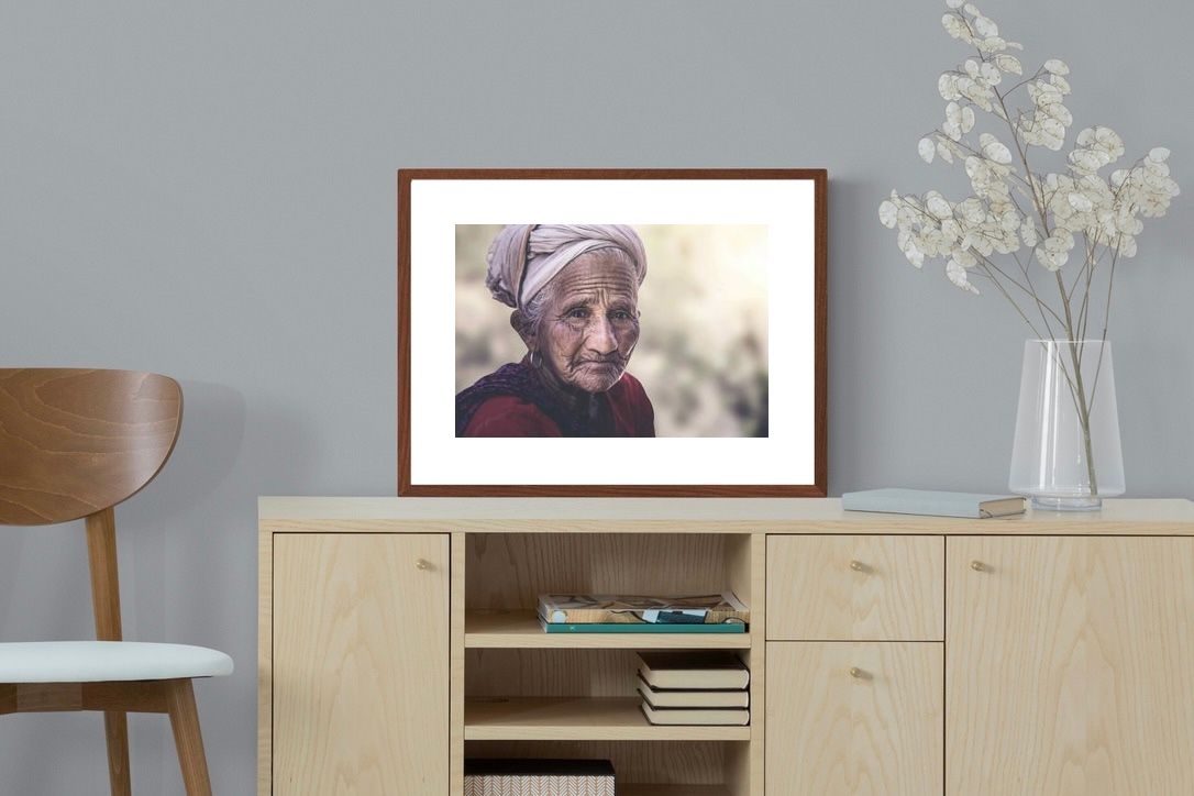 Pixalot ® Wise Old Lady