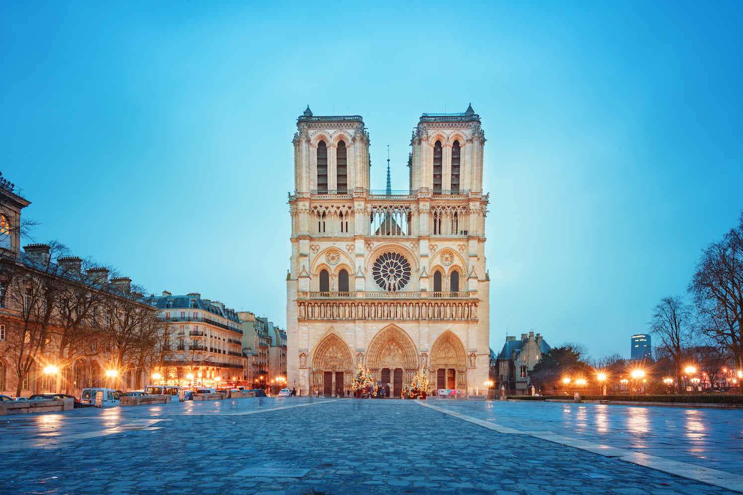 Notre-Dame-Wall_Art-Pixalot