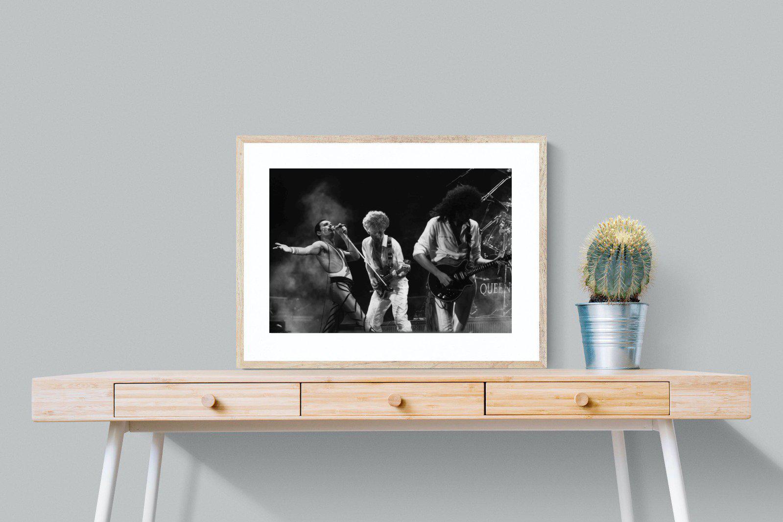 Queen-Wall_Art-80 x 60cm-Framed Print-Wood-Pixalot