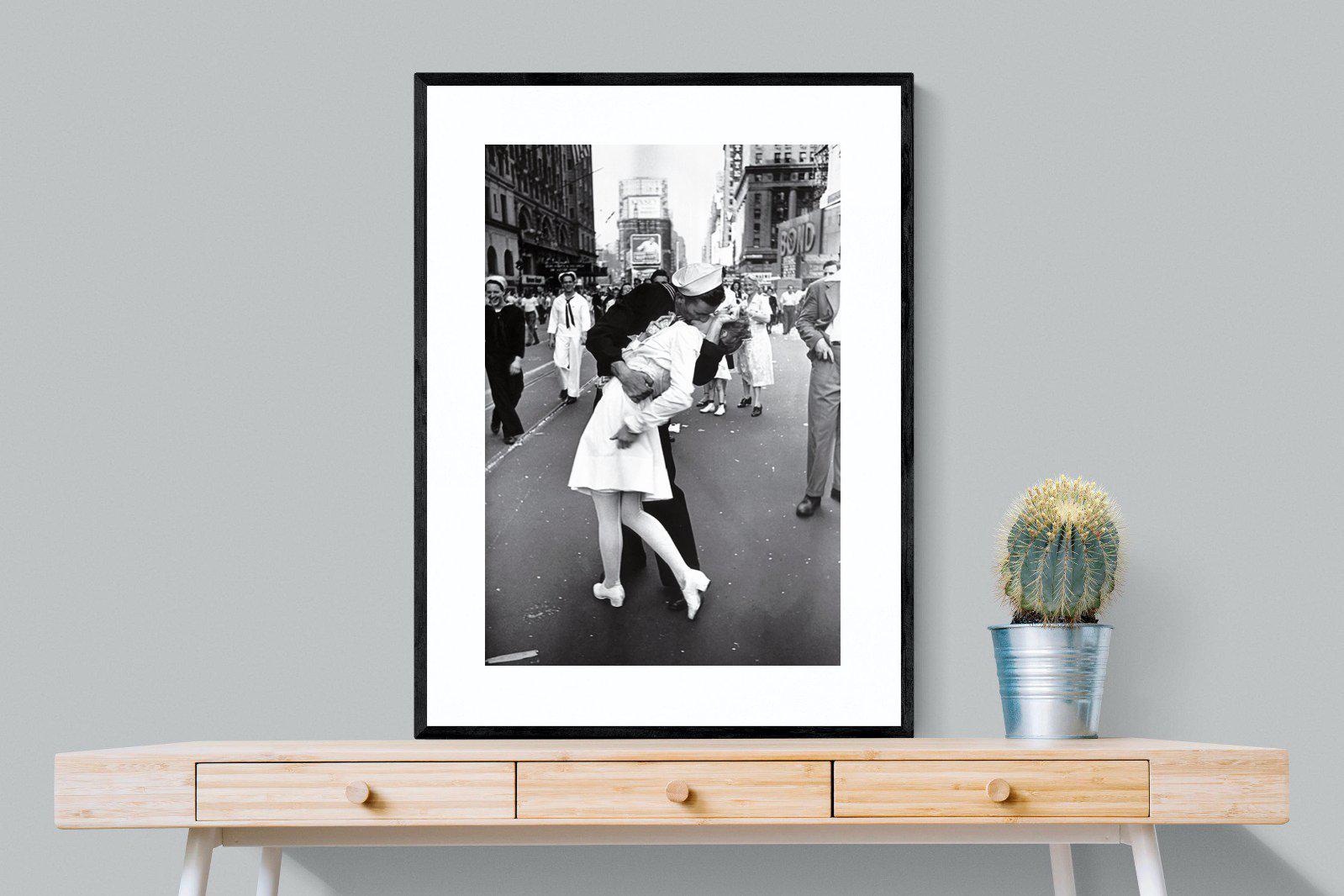 V-J Day-Wall_Art-75 x 100cm-Framed Print-Black-Pixalot