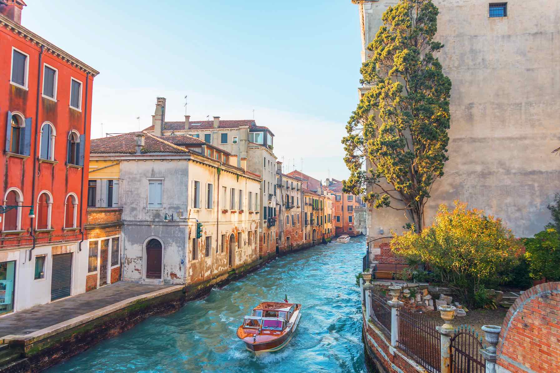 Venice Canal-Wall_Art-Pixalot