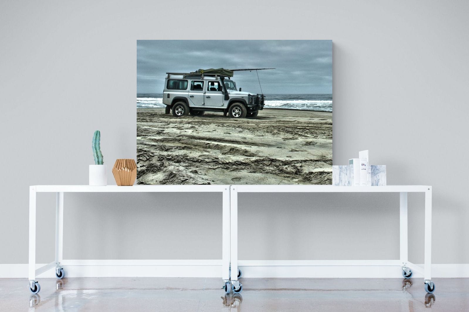 Defender at the Beach-Wall_Art-120 x 90cm-Mounted Canvas-No Frame-Pixalot