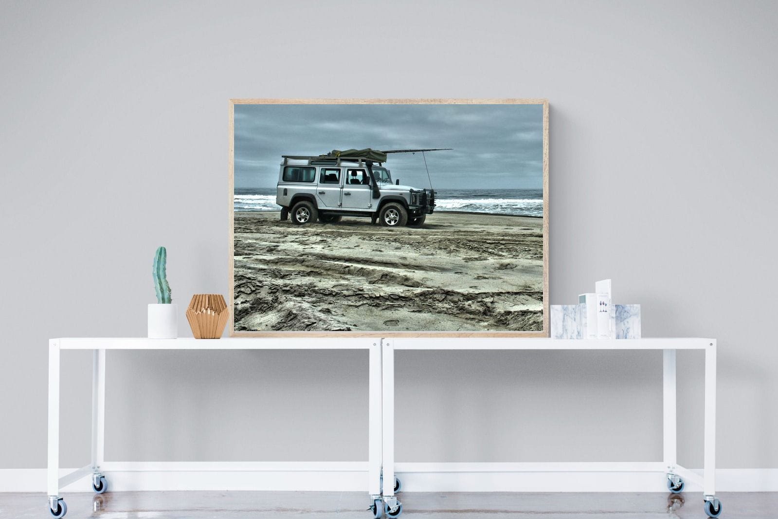 Defender at the Beach-Wall_Art-120 x 90cm-Mounted Canvas-Wood-Pixalot