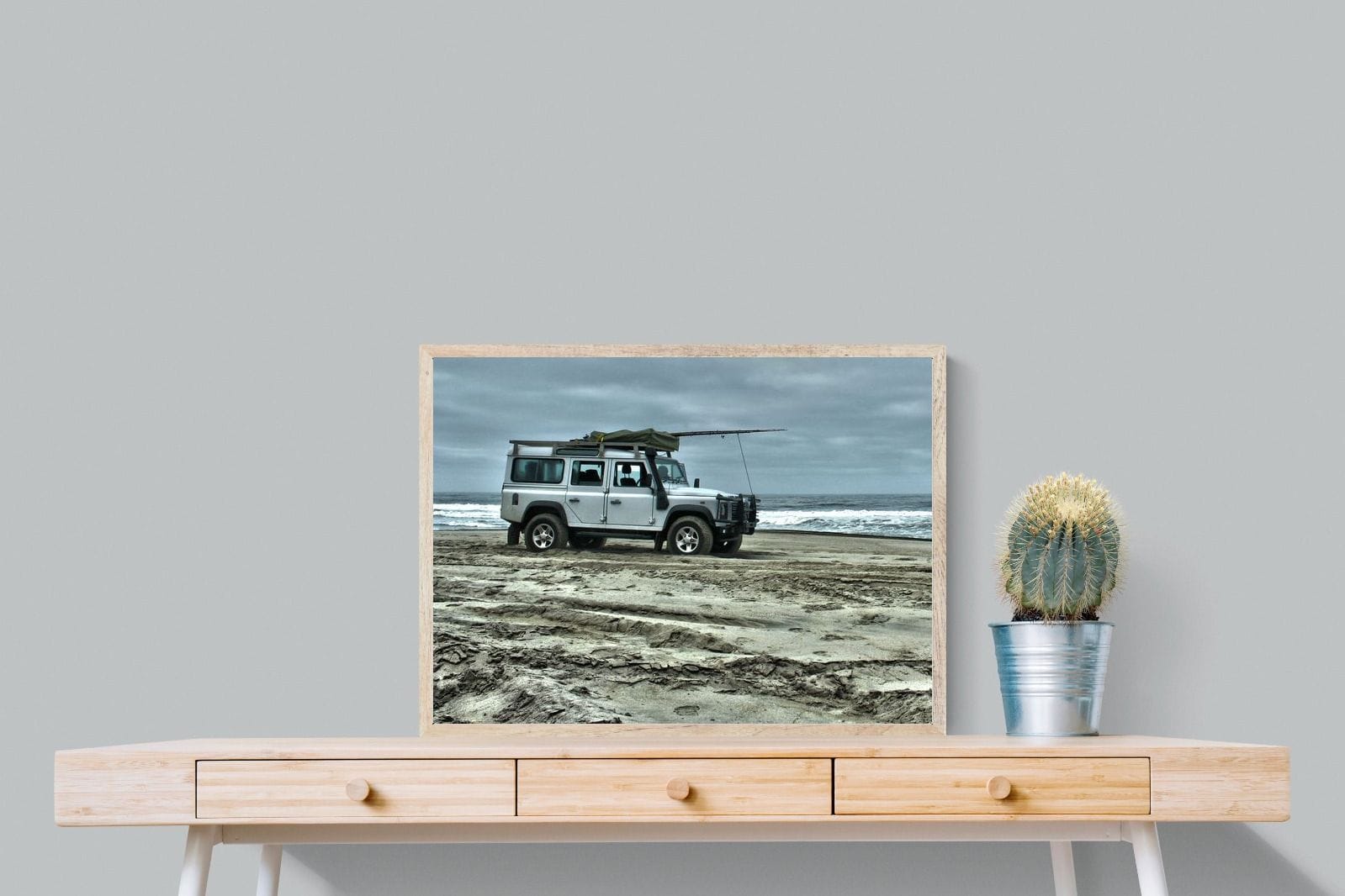 Defender at the Beach-Wall_Art-80 x 60cm-Mounted Canvas-Wood-Pixalot